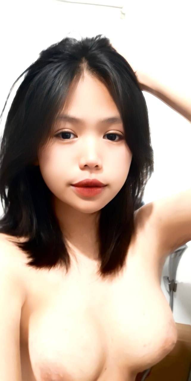 Địt vợ thằng bạn trong buổi cắm trại trên rừng